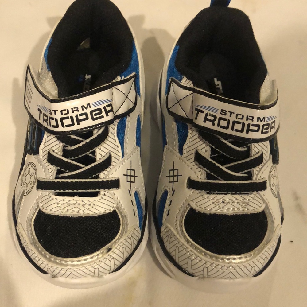 Starwars sketchers